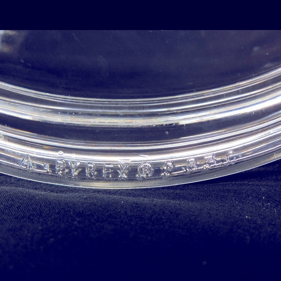 Vintage PYREX Clear Glass Lid Replacement Lid P83C - Picture 4 of 4